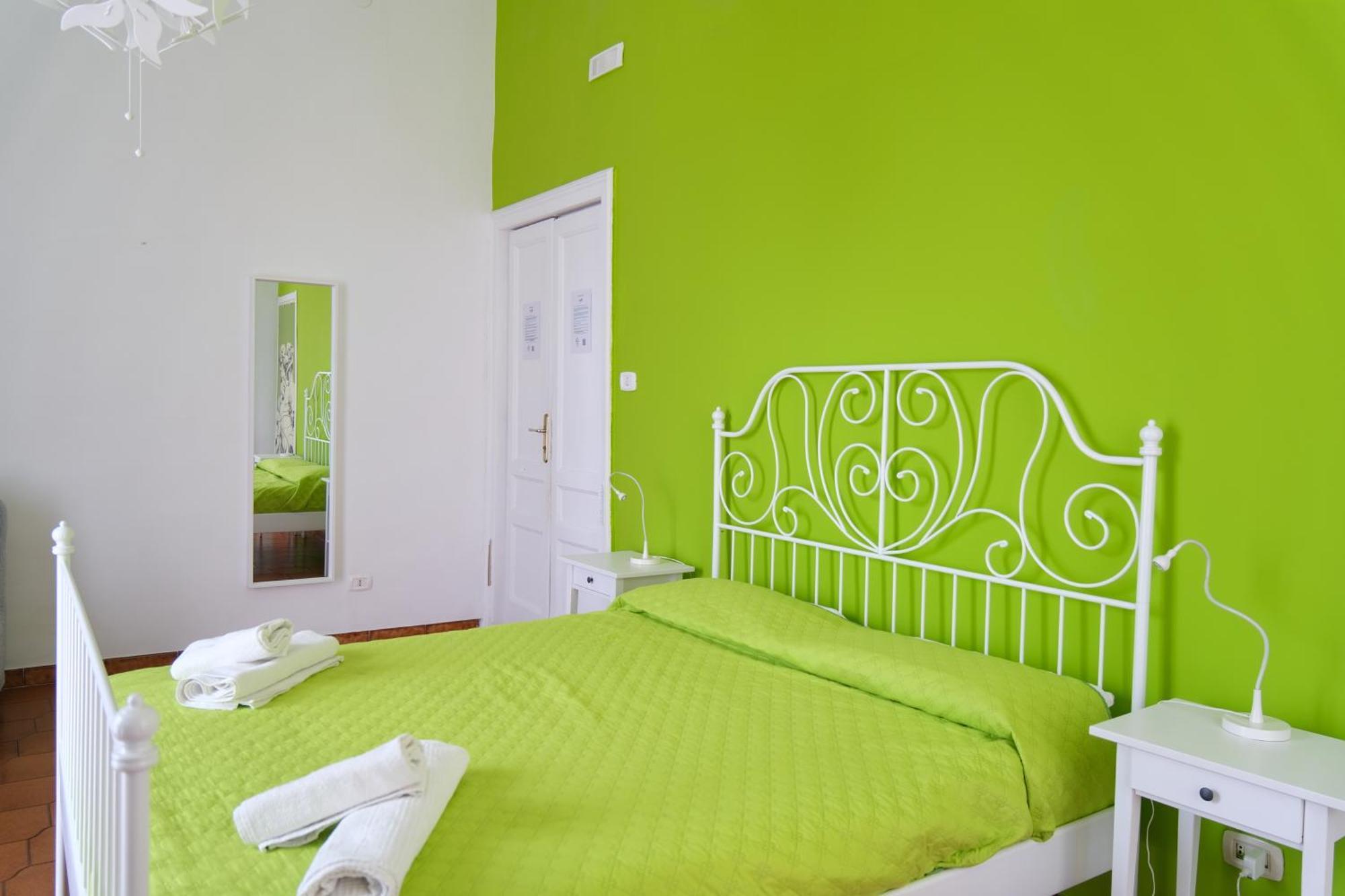 B&B Tarumbo Наполи Екстериор снимка