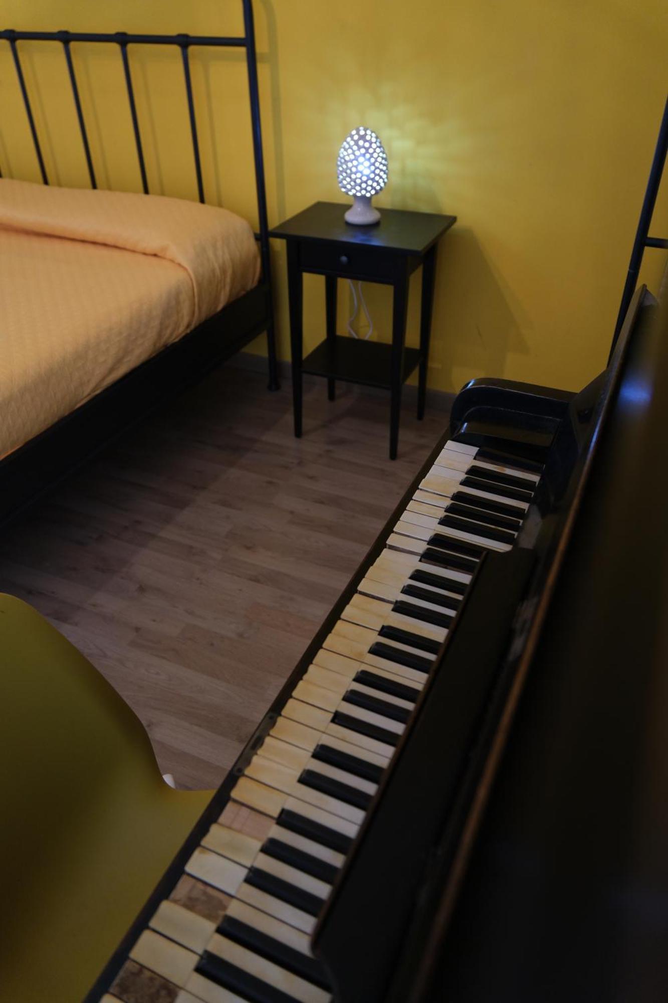 B&B Tarumbo Наполи Екстериор снимка
