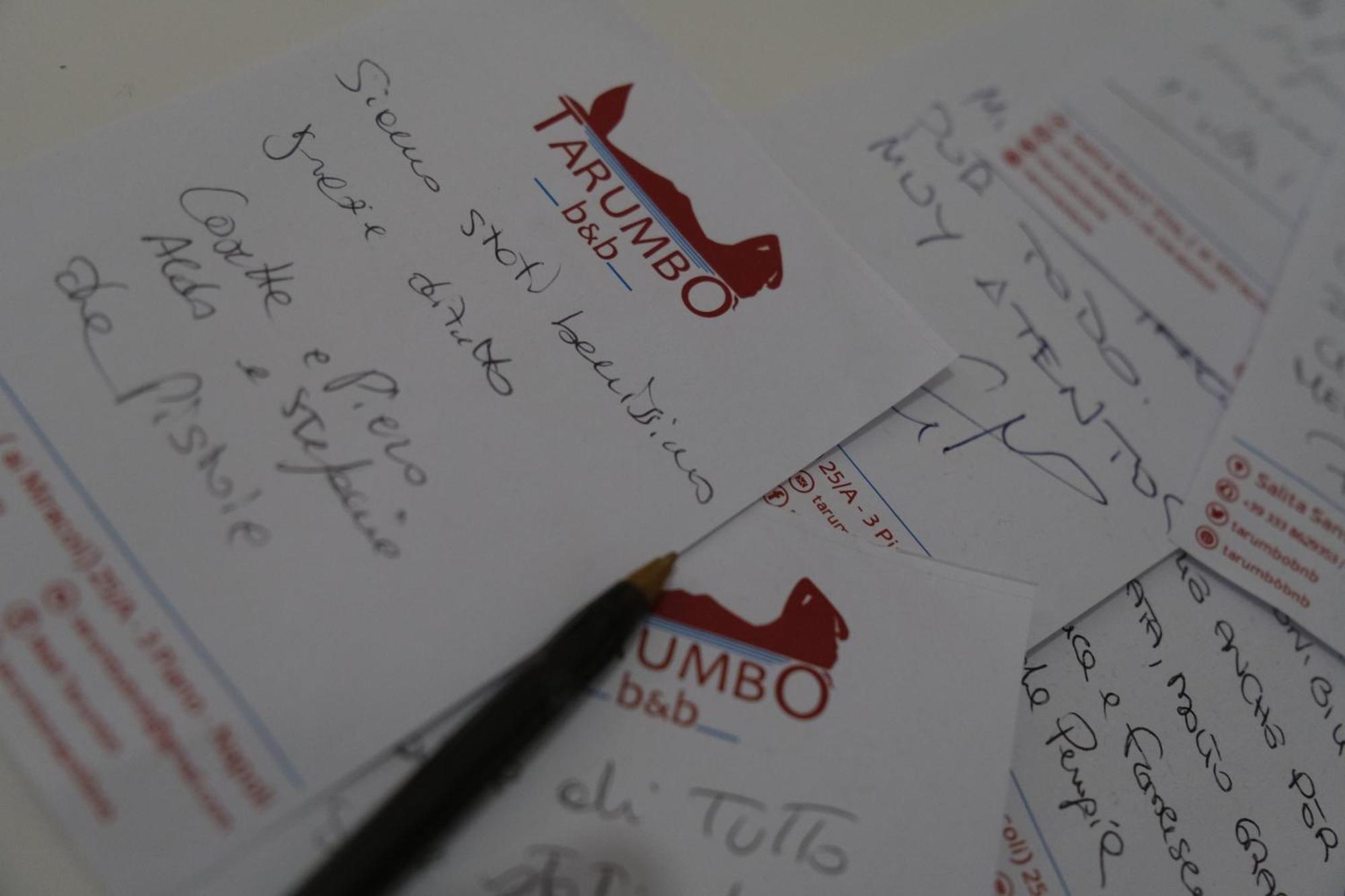 B&B Tarumbo Наполи Екстериор снимка